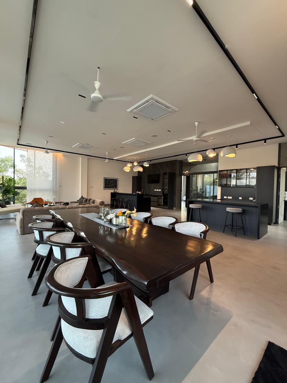 Luxe Dining Set